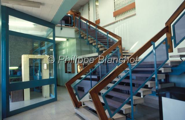 prison 07.JPG - Hall d'entréeMAF (Maison d'Arrêt des Femmes)Fleury-Mérogis, France